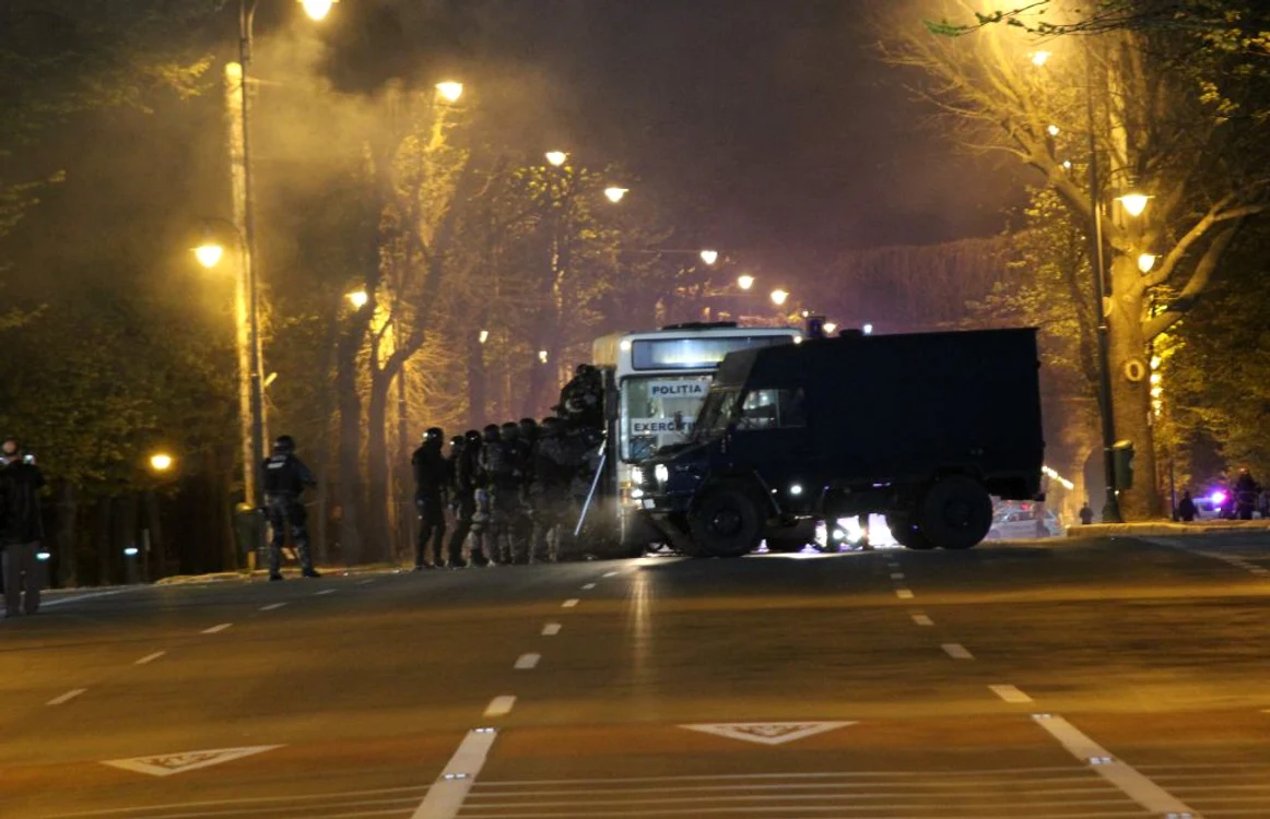 Exerciţiul antitero s-a încheiat pe şoseaua Kiseleff