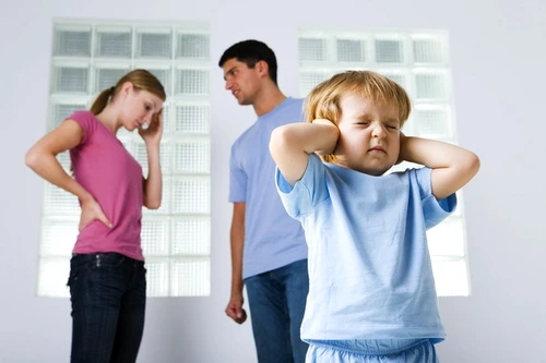 Cum afectează divorţul copiii Ce impact are despărţirea părinţilor asupra copiilor jpeg