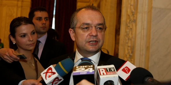 Emil Boc a fost cel mai mediatizat candidat