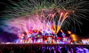 1 Beach, Please! 2025 jpg