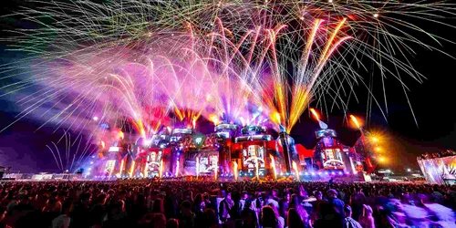 1 Beach, Please! 2025 jpg