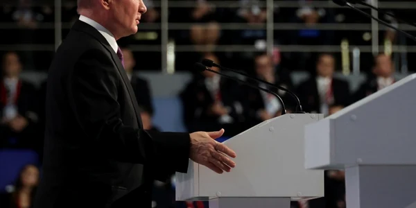 Vladimir Putin in primul sau discurs de campanie pentru 2024 FOTO EPA EFE jpg