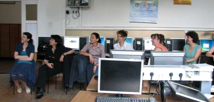 Patru dascăli vâlceni se vor specializa în străinătate