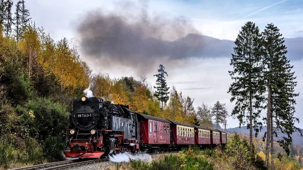Despre tracțiunea feroviară: Trecerea de la locomotiva cu aburi la cea diesel sau electrică jpeg