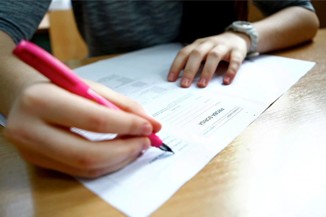 
    Elevii care au trecut probele de la Evaluarea Naţională vor începe etapele de admitere la liceuFoto: Arhiva Click  