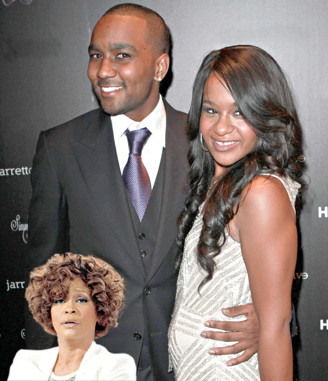 Bobbi Kristina, alături de (de la stânga la dreapta): bunica Pat Houston, mătuşa Cissy şi fratele-logodnic, Nick Brown