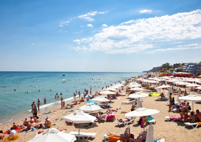 Plaja Bulgaria - Beala - varna FOTO Shutterstock 
