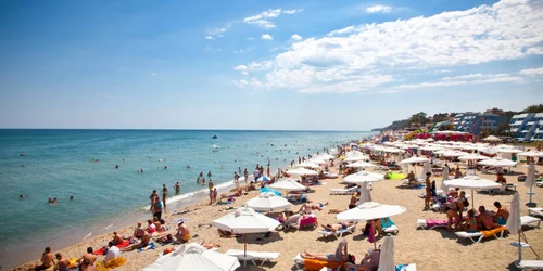 Plaja Bulgaria - Beala - varna FOTO Shutterstock 