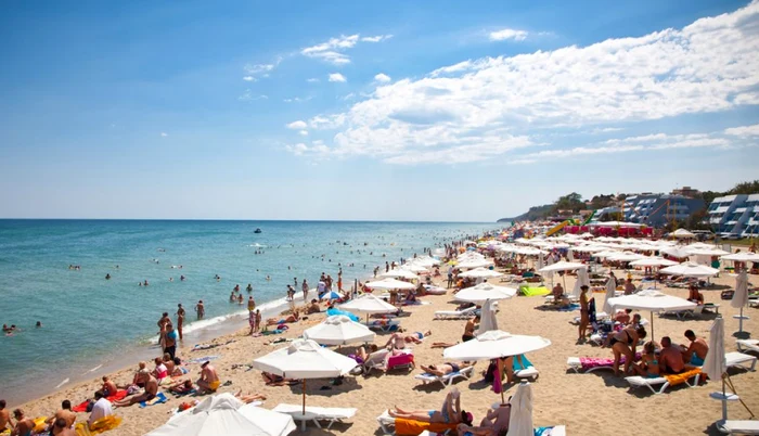 Litoralul bulgăresc atrage numeroși turiști români Foto: Shuterstock