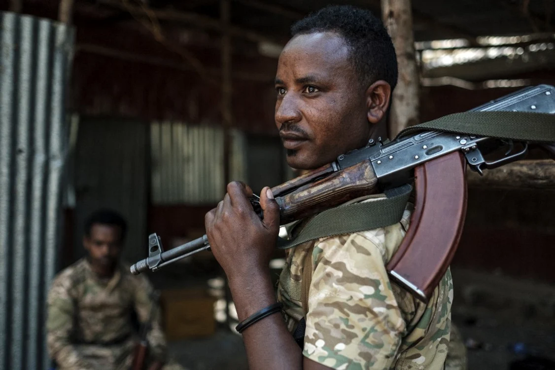 
    Soldații din Eritreea au venit în oraș și au început să ucidă la întâmplareFoto: AFP  