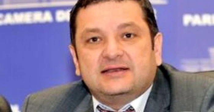 Liderul Comisiei juridice, Bogdan Ciucă, este cel care a făcut anunţul. FOTO politicaromaneasca.ro