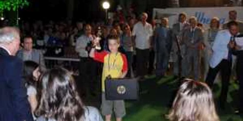 Ducu Gavrilescu, medaliat cu argint la Europenele de la Albena (foto: Clubul Tinerii Maeştri)