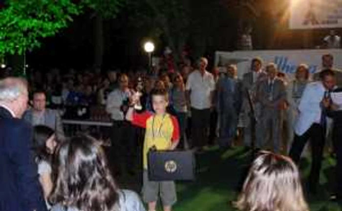 Ducu Gavrilescu, medaliat cu argint la Europenele de la Albena (foto: Clubul Tinerii Maeştri)