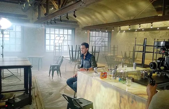 Solistul a fost trist în pauza dintre filmări