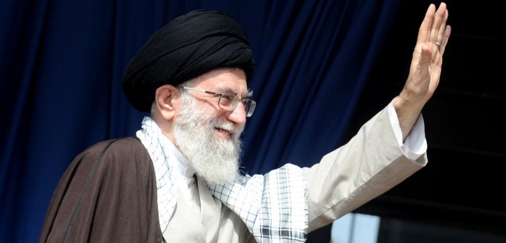 Ayatollahul Ali Khamenei „a fost ucis într-un bombardament cu 30 de bombe” alături de fiica, nepotul, nora și ginerele său
