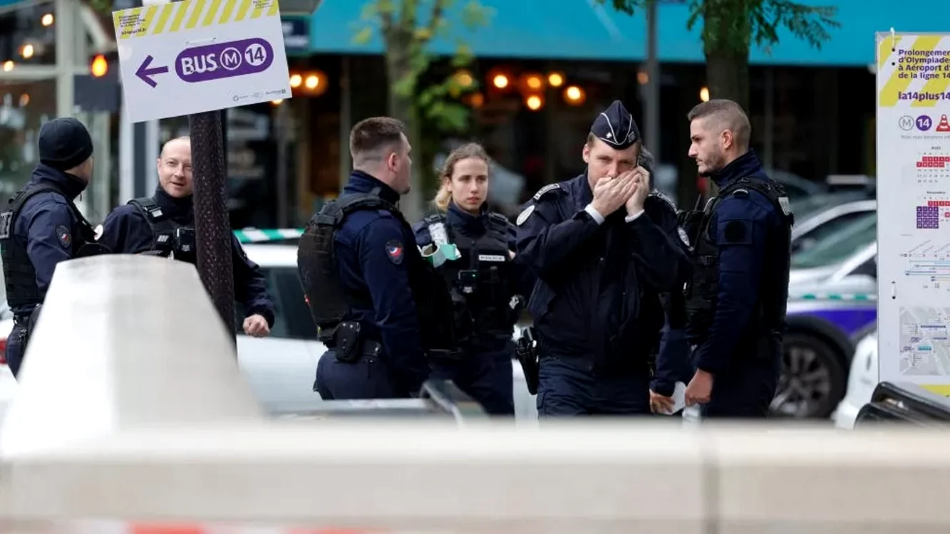 Polițiștii francezi l-au anihilat pe atacator FOTO Getty Images