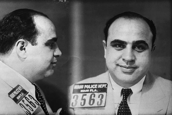 Al Capone, arestat în Florida, la 8 mai 1930