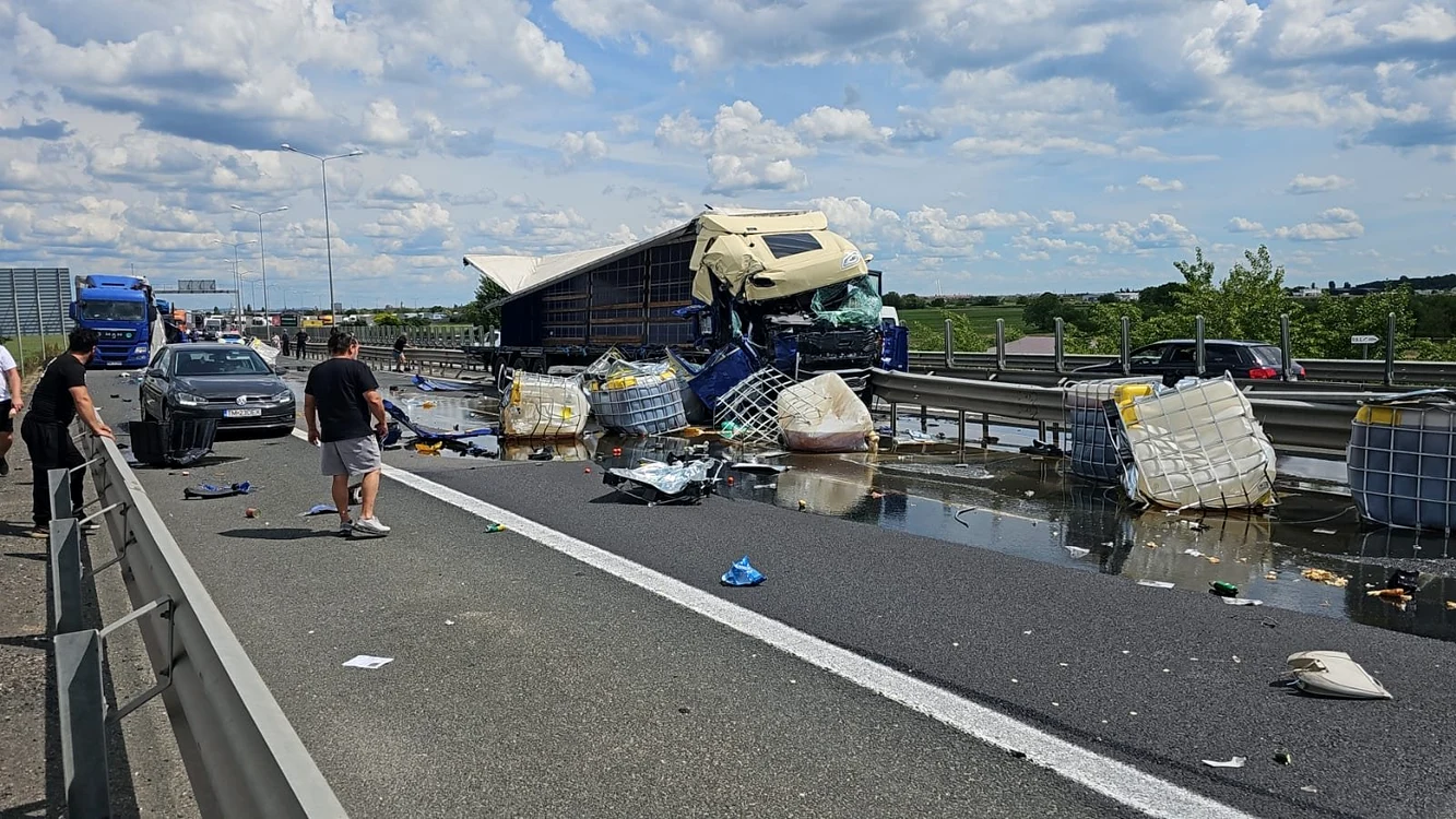 Accidentul a avut loc pe A1 FOTO: DRDP Timiș