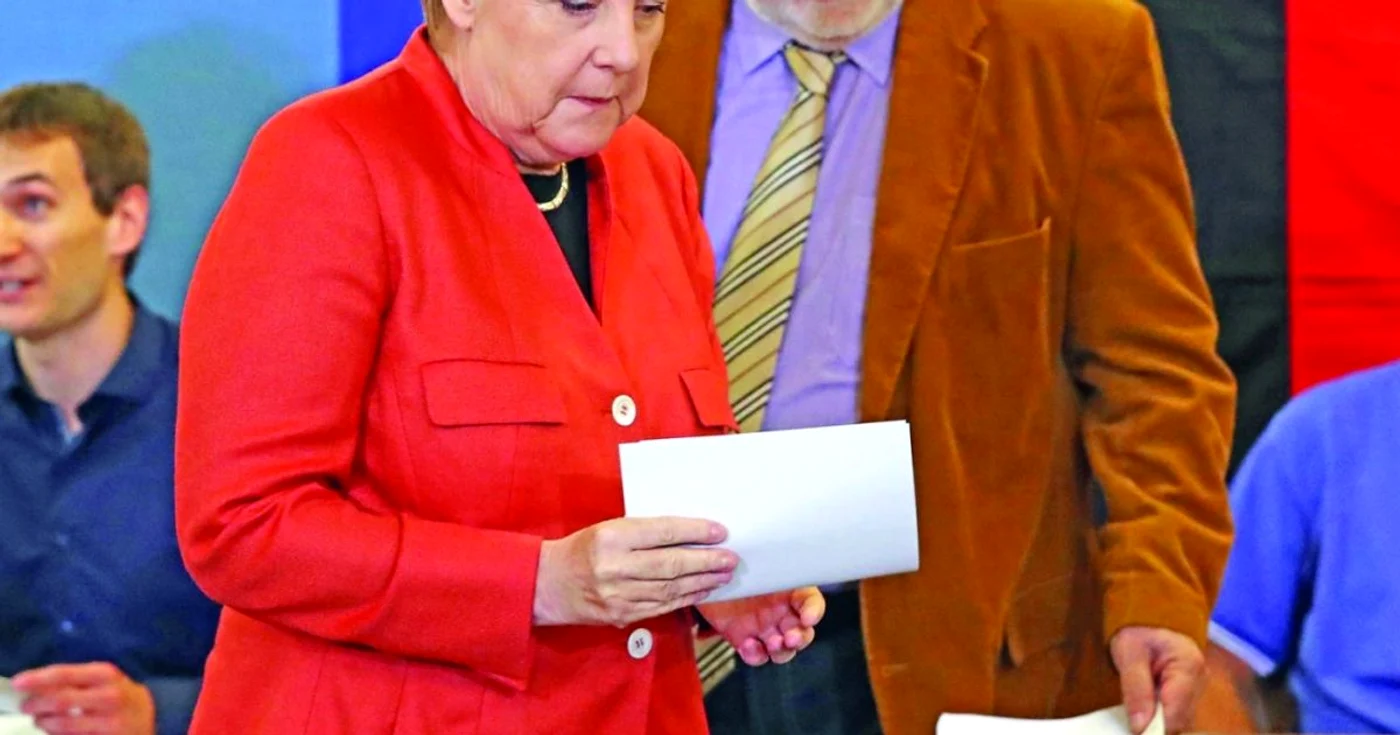 angela merkel la urne