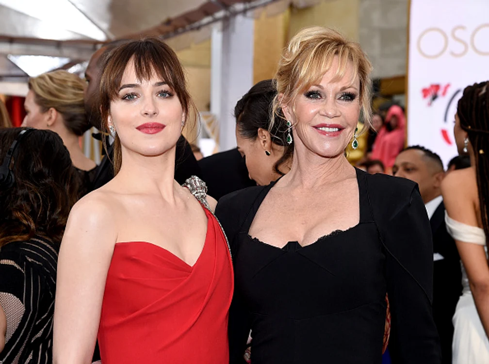 
    Dakota n-a vrut să profite numele părinților ei, și și-a construit o carieră prin forțe proprii.foto: Getty Images  
