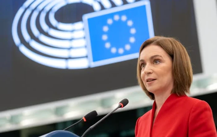 În timpul discursului Maiei Sandu, Şoşoacă a început să strige. FOTO Facebook European Parliament  