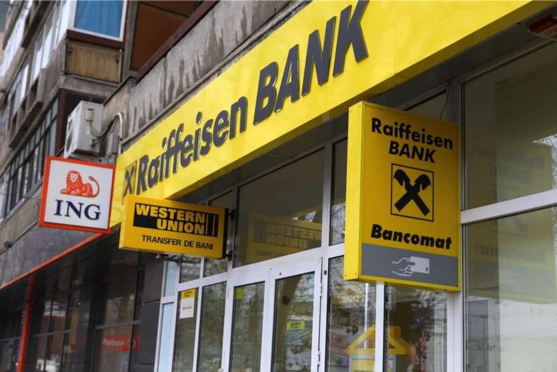 
    Conducerea Raiffeisen Bank a confirmat furtul banilor din conturile clienţilor. (Arhiva Click!)  