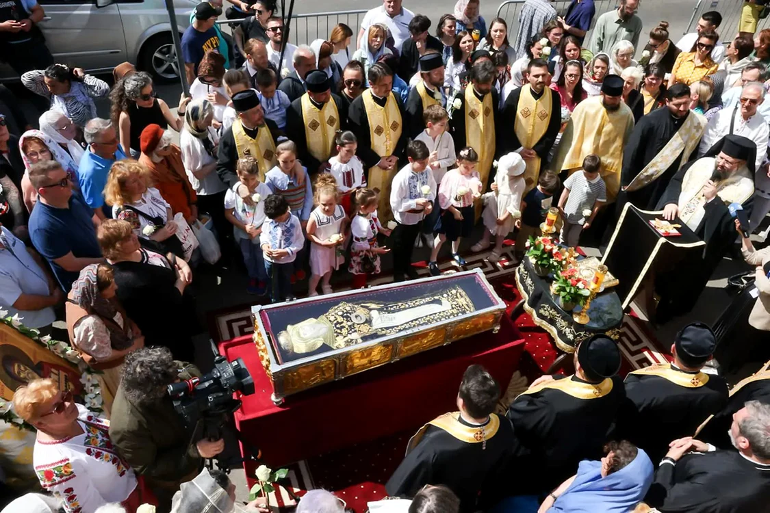 Moaştele Sfântului Dimitrie cel Nou aniversează 250 de ani de când au fost aduse la Bucureşti
