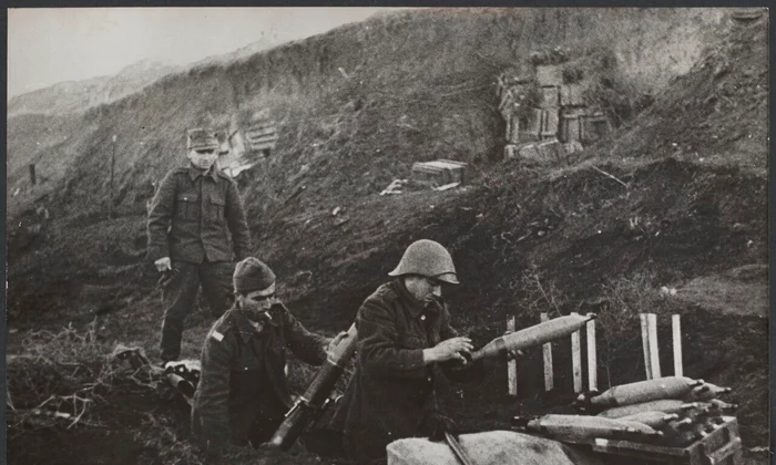 Soldați români în timpul luptelor de pe Frontul de Est