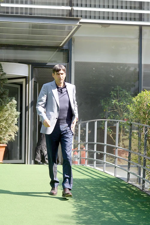 Victor Piţurcă a negociat şi ieri plecarea la arabiFoto: Mediafax