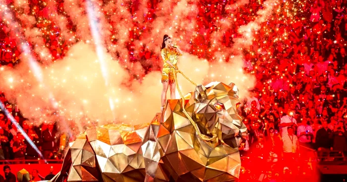 Spectacolul oferit la pauza meciului de cântăreaţa Katy Perry a fost urmărit de 118,5 milioane de telespectatori,FOTO Getty Images