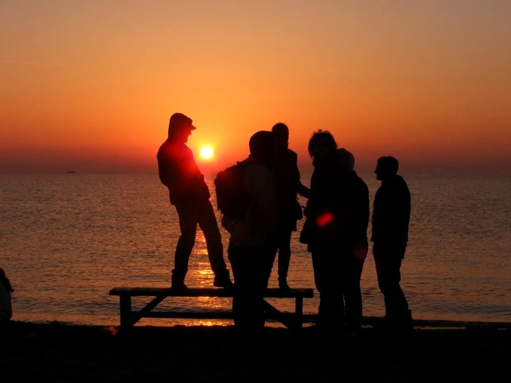 
    Tinerii au petrecut de 1 Mai pe plaja din Vama Veche (Foto: Valentina Mazilu)  