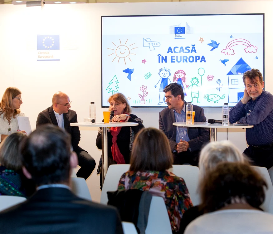 Comisia Europeană, cartea şi cetăţenii cititori jpeg