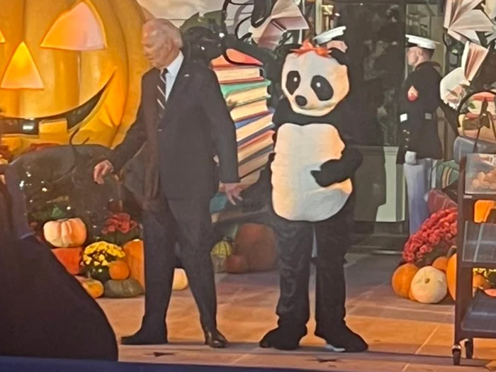 Joe Biden și Jill, prima doamnă, la petrecerea de Halloween de la Casa Albă/FOTO: X