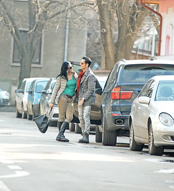 Lavinia ar vrea puţină afecţiune, el... nimicFoto: CAPS