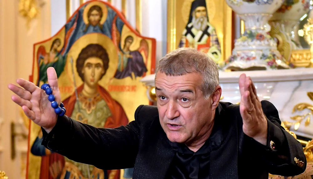 Gigi Becali e antrenor și finanțator la FCSB. Foto Sportpictures