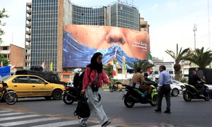 Banner anti SUA la Teheran FOTO EPA EFE jpg