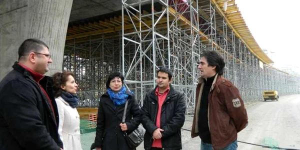Inițiatorii audierii cred că sub pasaj ar trebui amenajate parcări