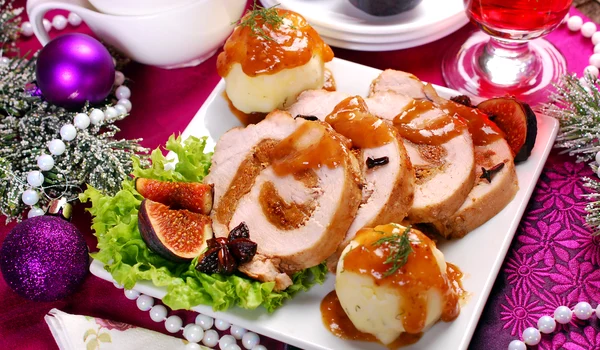 Rulada cu smochine  Sursa foto shutterstock 320476976 jpg