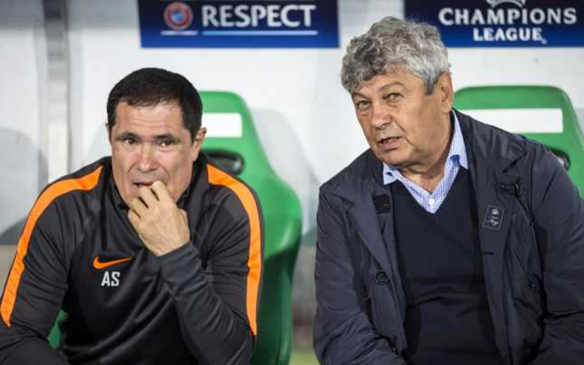 Mircea Lucescu (dreapta)