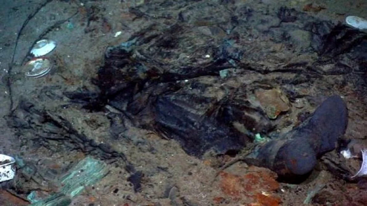Rămăşite umane la epava Titanicului  Poza care reaminteşte că pe fundul oceanului există o „groapă comună“ jpeg