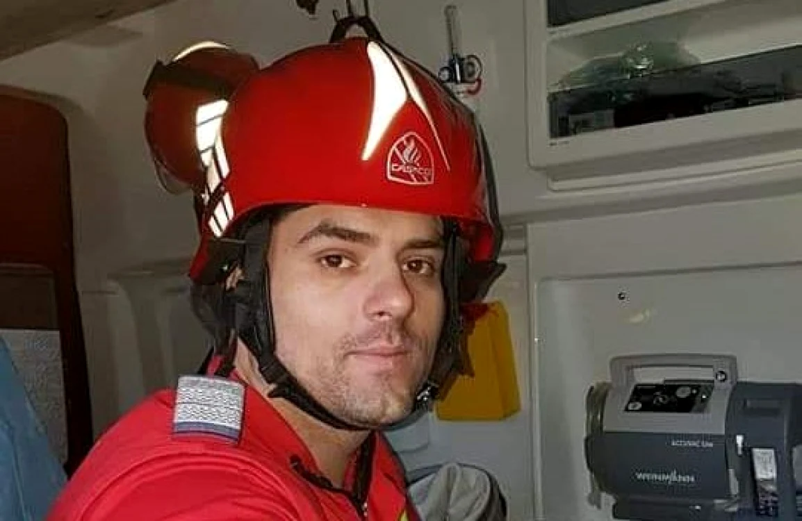 Vlad Cristian Oprescu este pompier de peste 14 ani FOTO: ISU Argeş