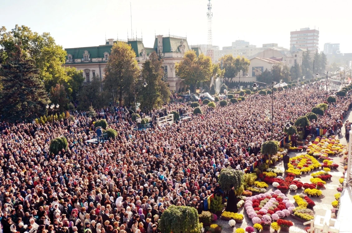 Slujbă Religioasă Iaşi 14 octombrie SURSĂ Facebook Destinatia Anului