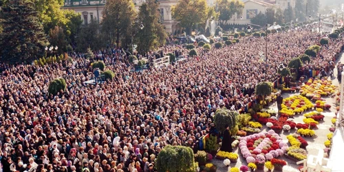 Slujba Iasi jpg