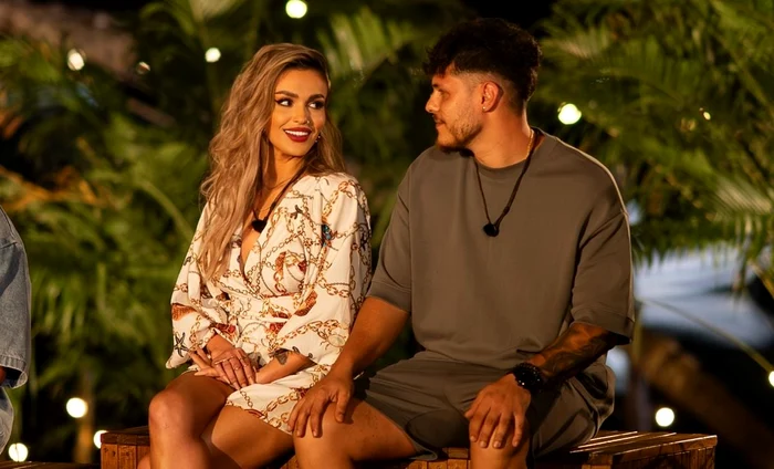 Ella Vișan și Andrei Lemnaru au pus capăt relației și au anulat nunta