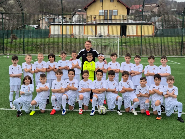 Ștefan Nanu și viitorii fotbaliști