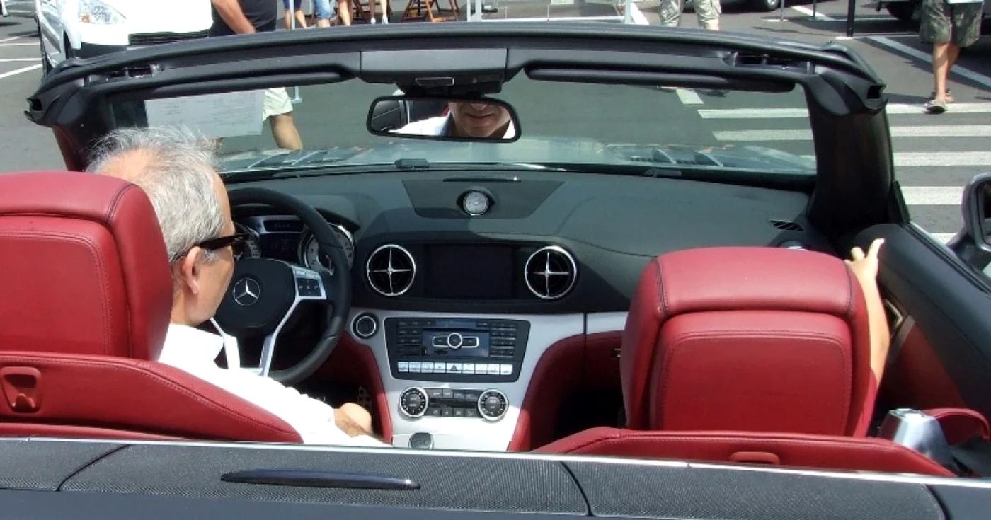 Lux la Salonul Auto Maritimo de la Constanţa
