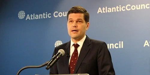 Wess Mitchell la Atlantic Council Sursa atlanticcouncil.org