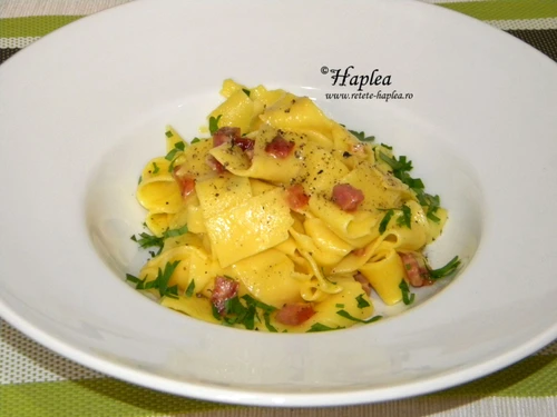 pasta carbonara poza 7 jpeg