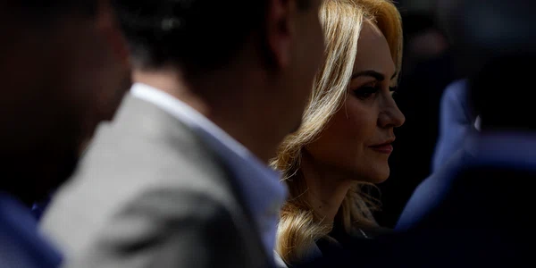 Gabriela Firea depunde candidatura la BEM pentru a candida la primaria Bucurestiului  Foto Inquam Photos  Octav Ganea (3) jpg