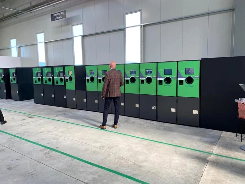 Echipamentele vor permite reciclarea ambalajelor din plastic, sticlă sau aluminiu. Foto: CJ Alba